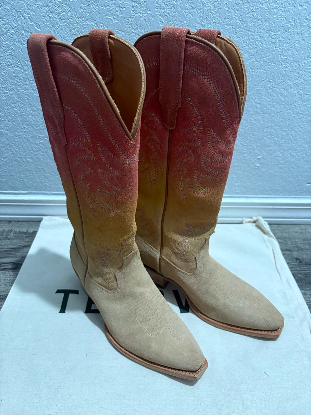 Tecovas Annie Ombré  Women's Gradient Suede Western Boots. Size 6.5